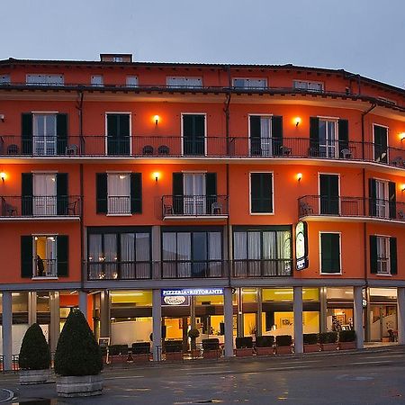 Hotel Residence Dei Fiori Baveno Exterior photo