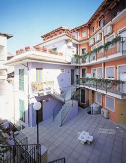 Hotel Residence Dei Fiori Baveno Exterior photo